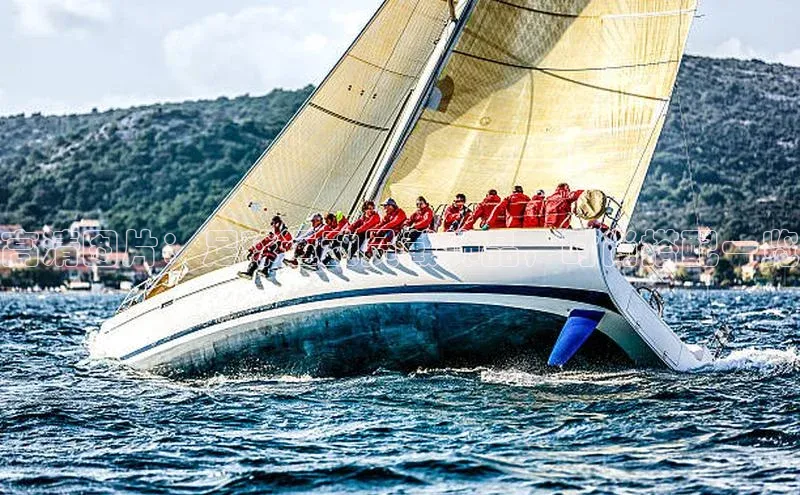 球速体育网页版登录入口神思电子高清图片：足球运动员戴饰品，时尚搭配一览